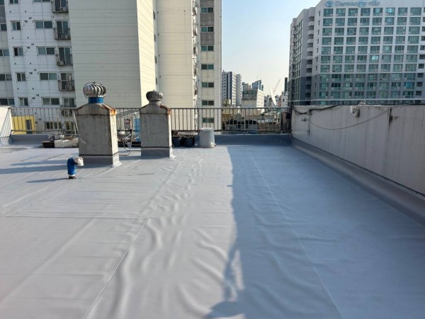 thumb427de79f0074e0c9c11327d67b0db93a_1774313592_1963.jpg